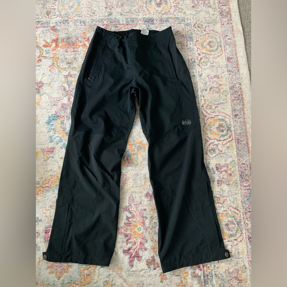 REI rain pants
